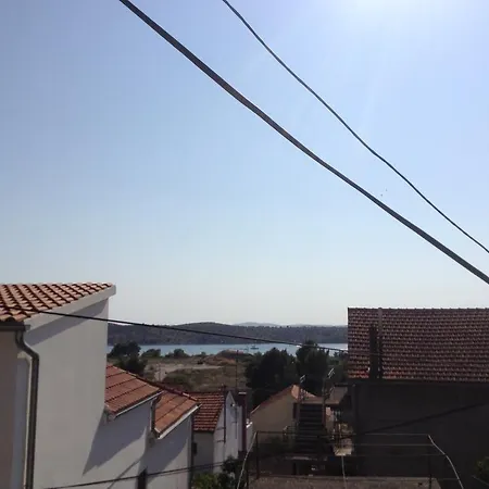 Sara's Garden Apartment Sibenik